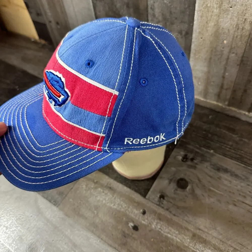 Buffalo‎ Bills NFL Reebok S/M Distressed 90s Y2k Style Hat Red Blue